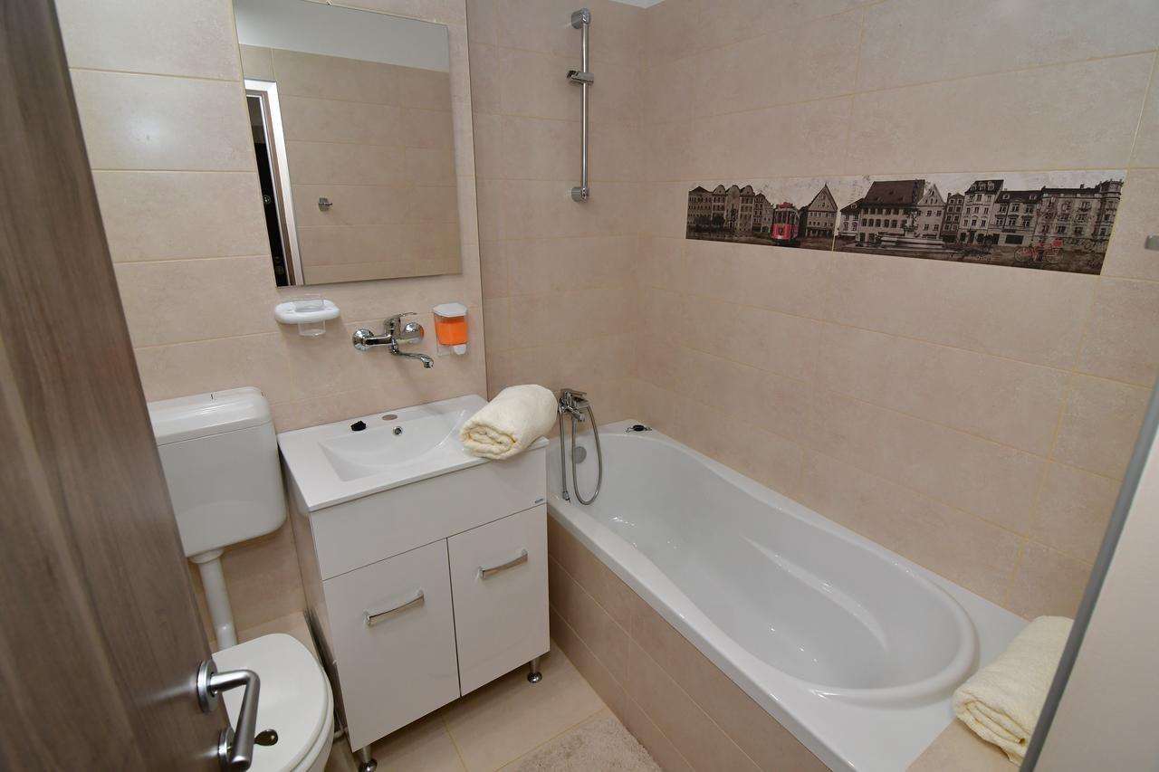 טימישוארה City Premium Apartments מראה חיצוני תמונה